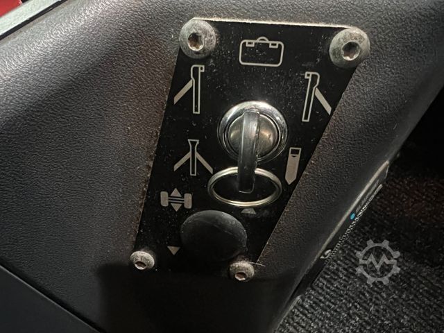 Überlandbus MERCEDES-BENZ Integro 0550 57 Sitze 6 Gang Dachklima Euro 5