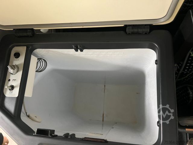 Überlandbus MERCEDES-BENZ Integro 0550 57 Sitze 6 Gang Dachklima Euro 5