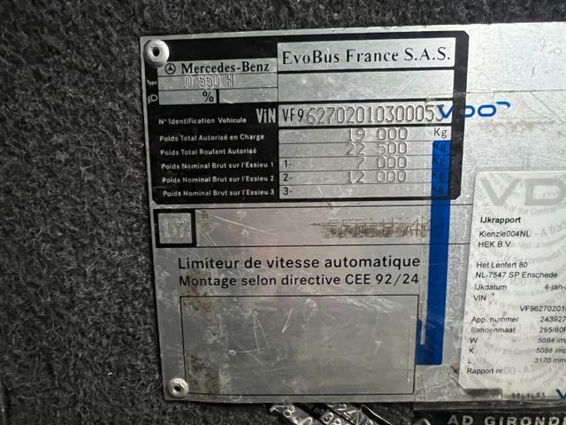 Überlandbus MERCEDES-BENZ Integro 0550 57 Sitze 6 Gang Dachklima Euro 5