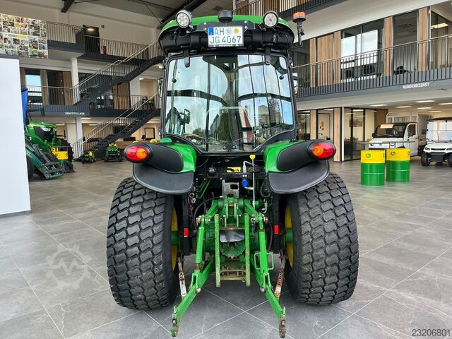 John Deere 4066R John Deere 4066R