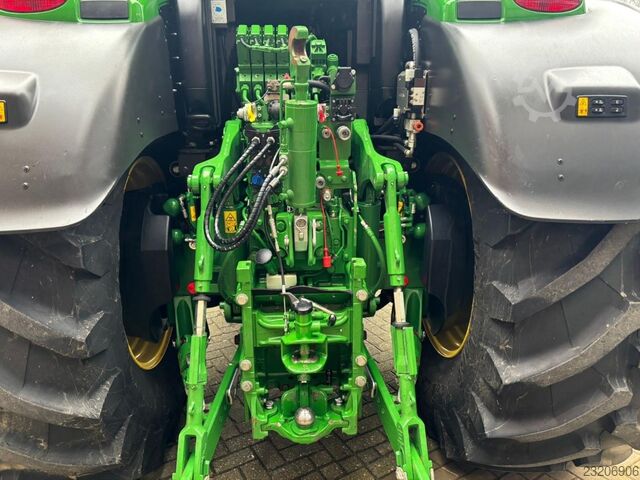 John Deere 6R230 John Deere 6R230