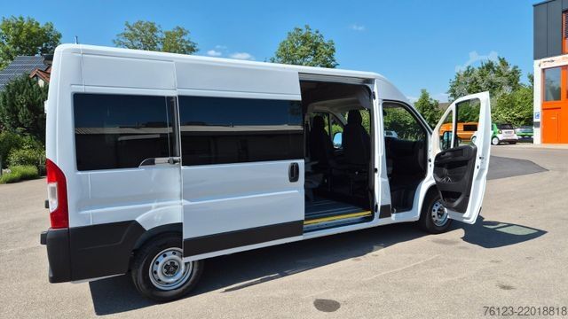 High top van PEUGEOT Boxer  Hochraum 9 Sitzer L3H2 verglast BlueHDi