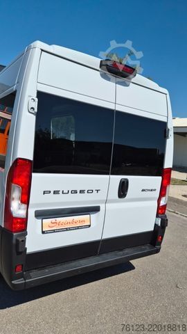 High top van PEUGEOT Boxer  Hochraum 9 Sitzer L3H2 verglast BlueHDi