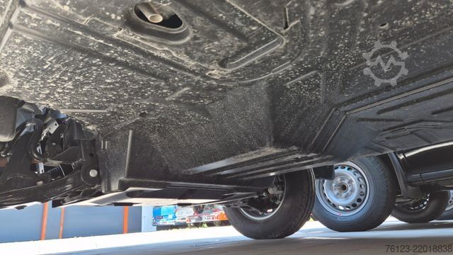 High top van MERCEDES-BENZ Sprinter III Kasten  519 CDI RWD 4x 4 Allrad