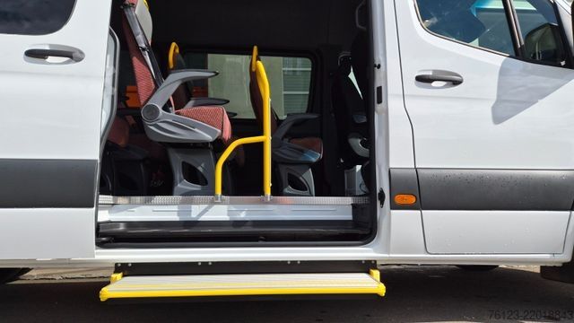 Minibus MERCEDES-BENZ 8 Sprinter Lord Light 22 Sitzer Vorlauffahrzeug