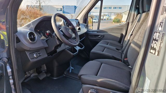 Minibus MERCEDES-BENZ 8 Sprinter Lord Light 22 Sitzer Vorlauffahrzeug