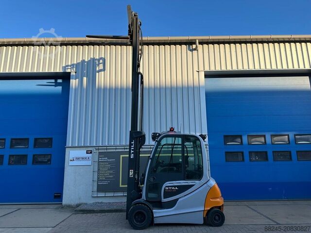 VS-22593 Electric forklift Still RX60-35 STILL RX60-35