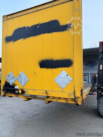 Wechselpritsche offen Krone BDF 7,45m Lochleiste Teleskopstützen