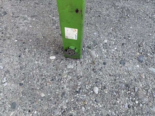 Wechselbrücke mit Pritsche Krone Baustoff 7,45 Multilockrahmen Türen