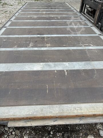 Wechselpritsche offen Wecon Verzinkte Plattform Zurringe+Lochleiste