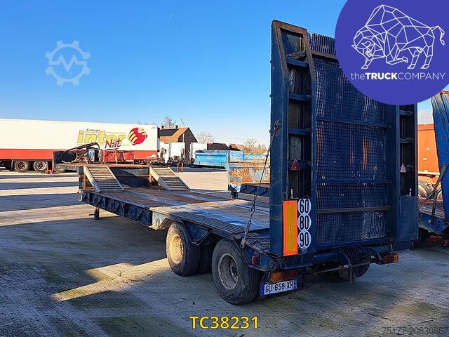 Semi-Tieflader CAGYP 