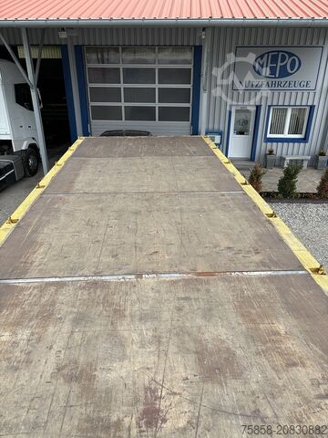 Wechselpritsche offen Krone 7,82m BDF Plattform mehrfach