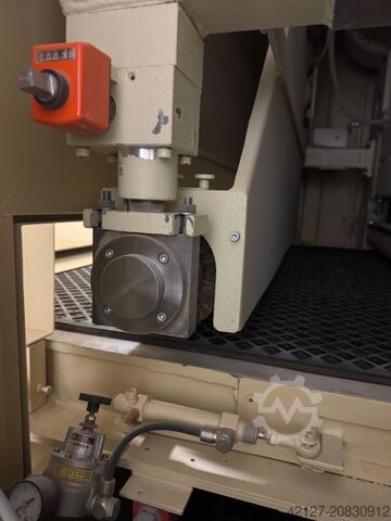Breitbandschleifmaschine mit Lackschliff Heesemann KSM8 CSD 1300 + EA2