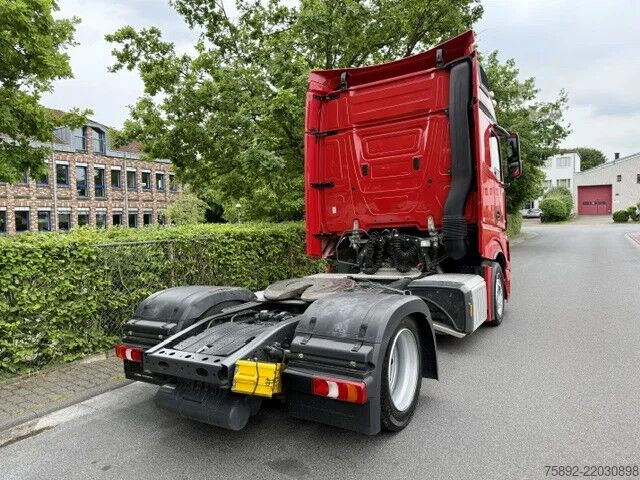 Volumen-SZM Mercedes-Benz Actros 1845 StreamSpace/Retarder/LowLiner Voll ...
