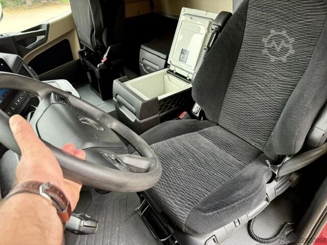 Volumen-SZM Mercedes-Benz Actros 1845 StreamSpace/Retarder/LowLiner Voll ...
