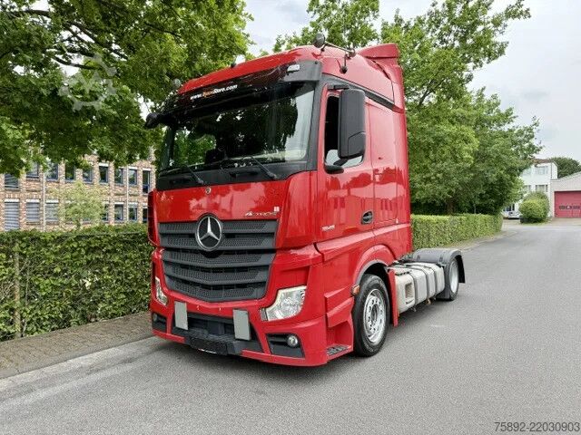 Volumen-SZM Mercedes-Benz Actros 1845 1845/StreamSpace/Retarder/LowLiner ...