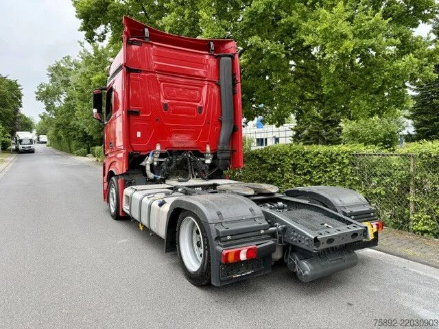 Volumen-SZM Mercedes-Benz Actros 1845 1845/StreamSpace/Retarder/LowLiner ...