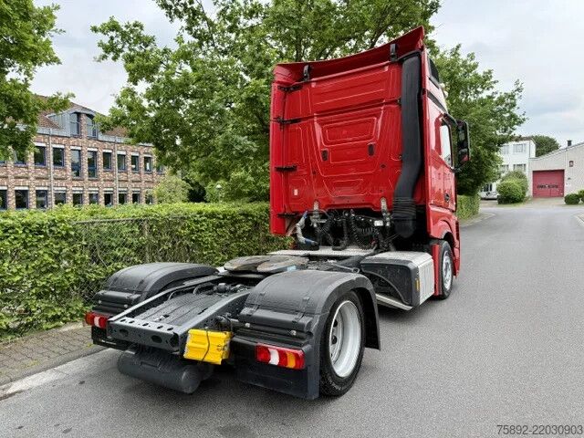 Volumen-SZM Mercedes-Benz Actros 1845 1845/StreamSpace/Retarder/LowLiner ...