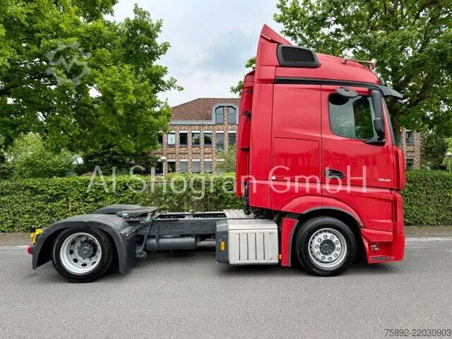 Volumen-SZM Mercedes-Benz Actros 1845 1845/StreamSpace/Retarder/LowLiner ...