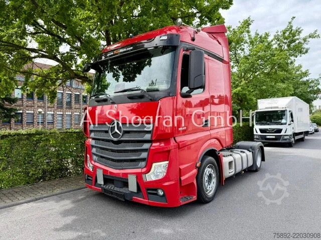 Volumen-SZM Mercedes-Benz Actros 5/1845/StreamSpace/Retarder/LowLiner Vol...