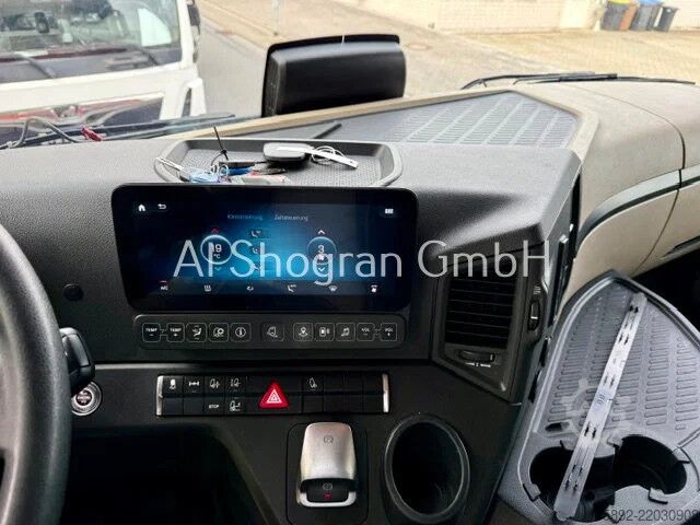 Volumen-SZM Mercedes-Benz Actros 5/1845/StreamSpace/Retarder/LowLiner Vol...