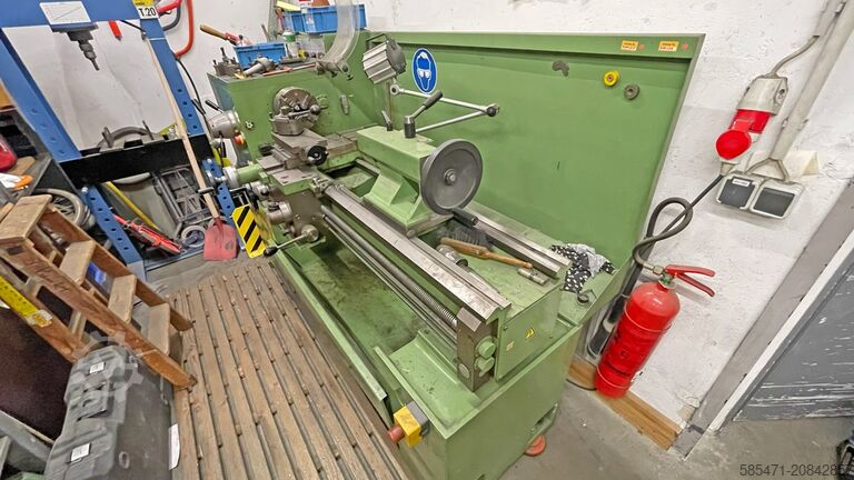 Center lathe WEILER Werkzeugmaschinen GmbH Commodor