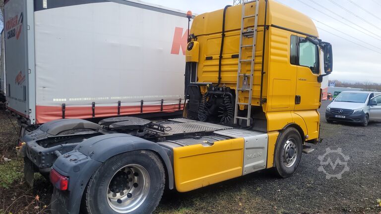 Standard SZM MAN 18.500 TGX 4x4 Kipphydraulik Standklima