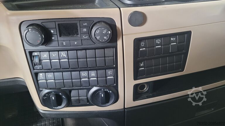 Standard SZM MAN 18.500 TGX 4x4 Kipphydraulik Standklima