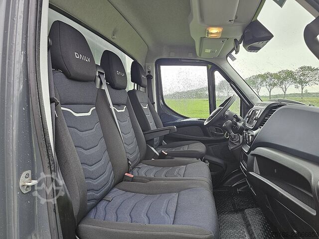 Tipper IVECO DAILY 35C18 kipper ac aut. EURO6