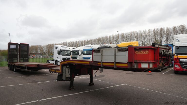 Semi low-loader Nooteboom MCO-48-03V 3 axle semi low loader extendable