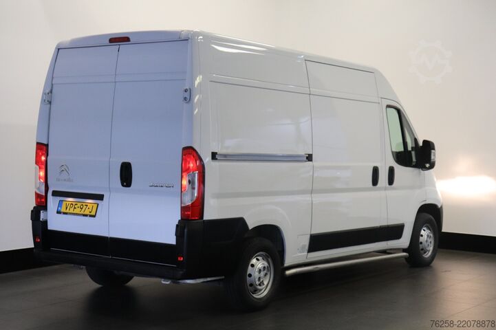 Delivery van Citroën Jumper 2.2 BlueHDi 120PK L2H2 EURO 6 - Airco - ...