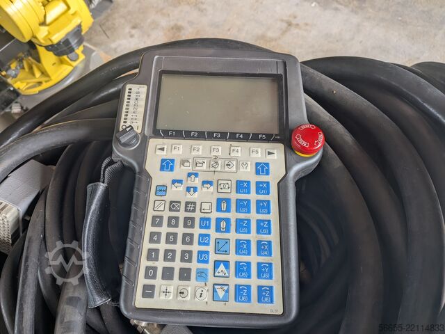 Industrial robot FANUC R-2000iB / 210F