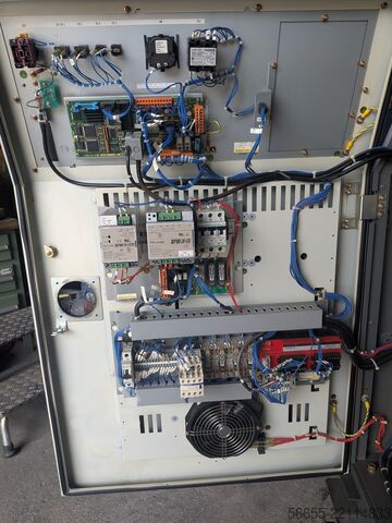 Industrial robot FANUC R-2000iB / 210F