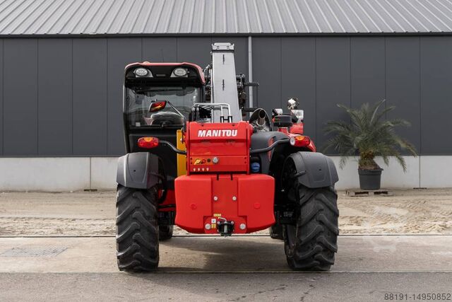 Agricultural telehandler Manitou MLT 635-130 PS+ Premium