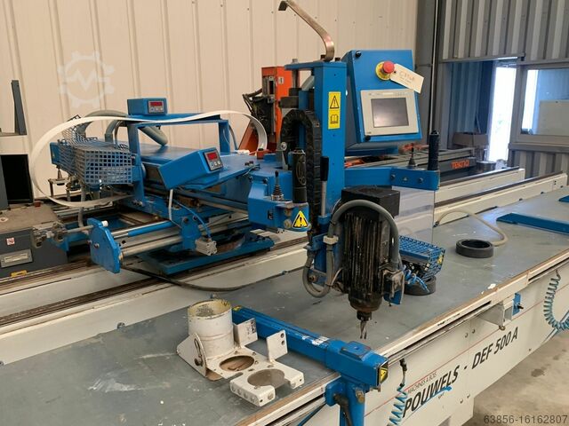 Bearbeitungszentrum  POUWELS DEF 500 A