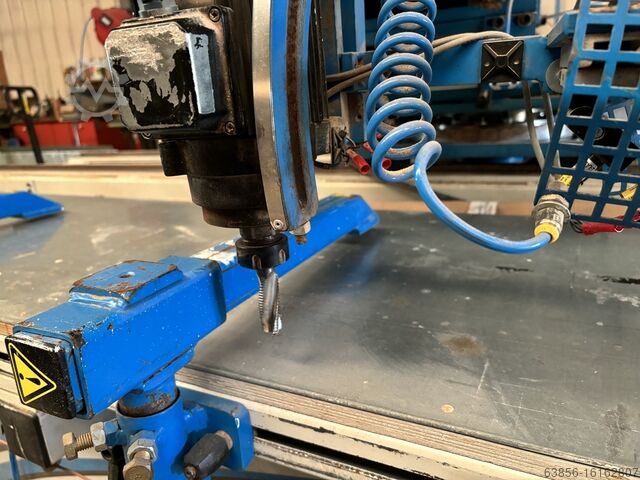 Bearbeitungszentrum POUWELS DEF 500 A