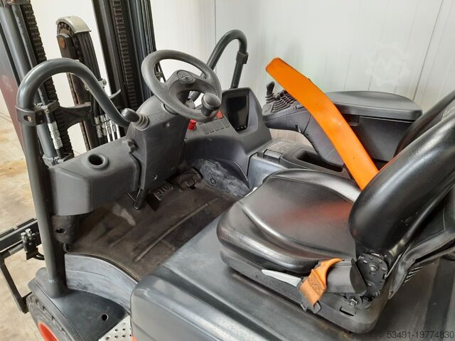 Elektro 4 Rad-Stapler Linde E30RHL-01/600