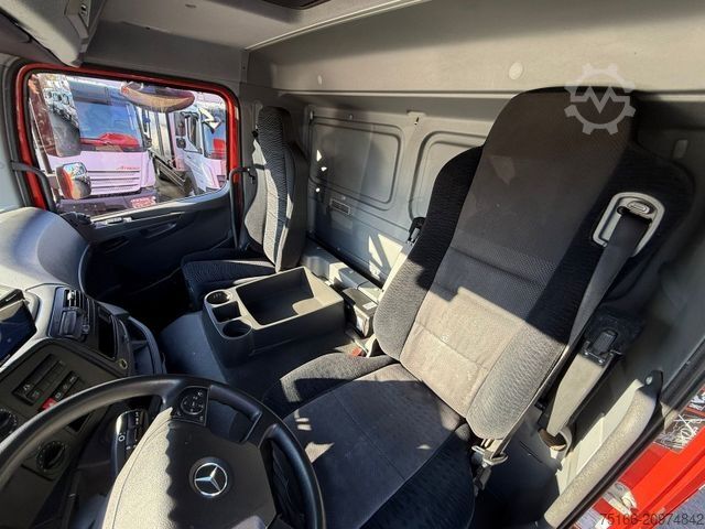 Beverage truck MERCEDES-BENZ ATEGO 1530 L GETRÄNKE 6,20 m LBW 2 T* 2x AHK