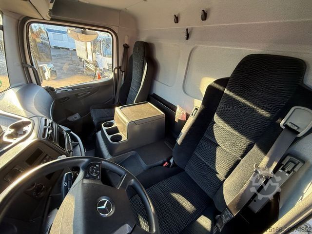 Box van MERCEDES-BENZ ATEGO 821 L Koffer 7 m LBW 1 T*Klima+EURO 6 D