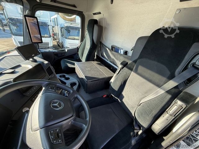 Beverage truck MERCEDES-BENZ ACTROS 1830 L Koffer 7 m LBW 2 T*LASI VDI*66 tkm