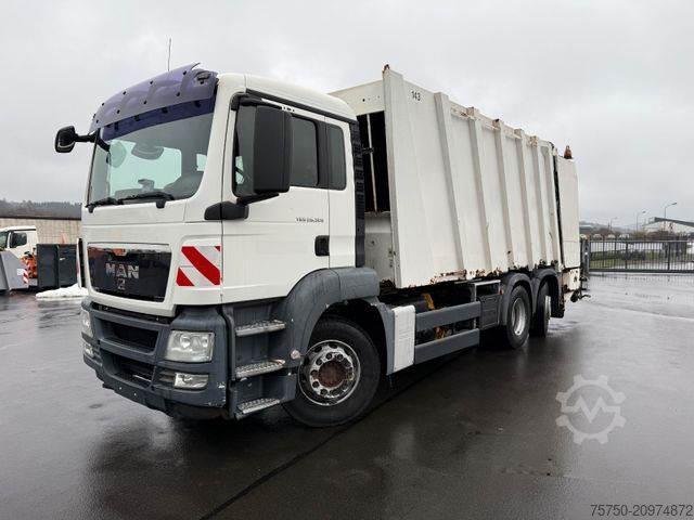 Garbage truck MAN 26.320 6x2 Presswagen Faun 524