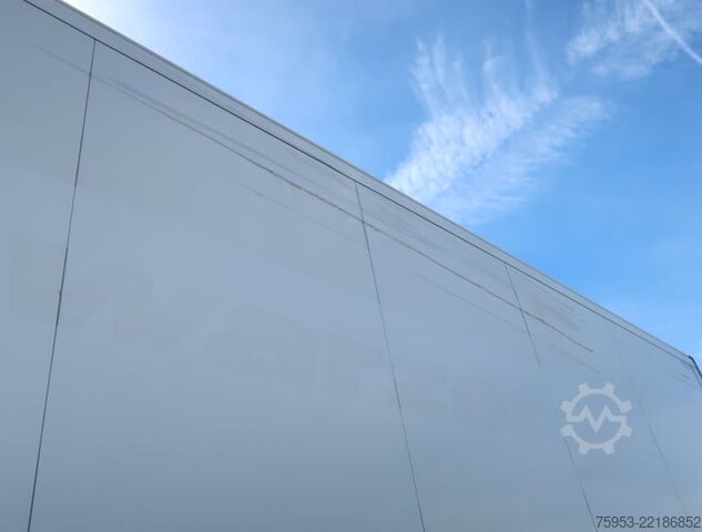 Reefer semitrailer Schmitz Cargobull SKO 24 Rohrbahn Liftachse Carrier Vector HE19