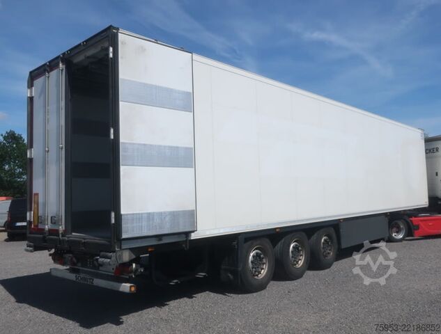 Reefer semitrailer Schmitz Cargobull SKO 24 Rohrbahn Liftachse Carrier Vector HE19