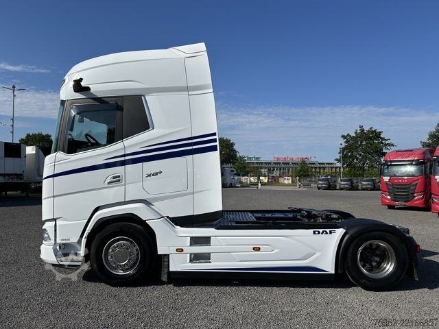 Standard tractor unit DAF XG+ 530 FT Intarder Leder Kamera Standklima
