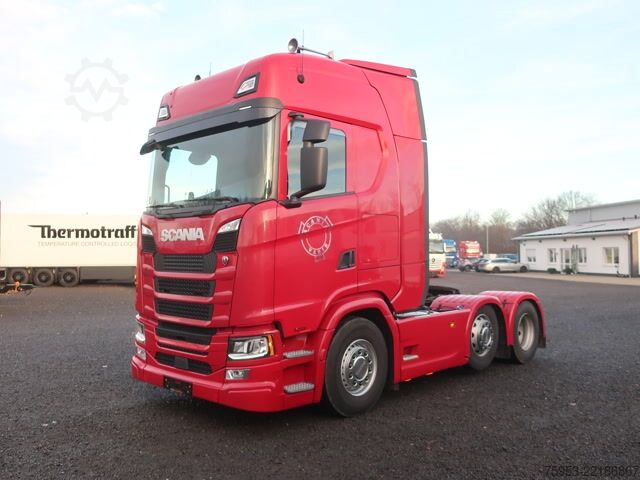 Standard tractor unit Scania S 500 Super 6x2/4 mit verstellbarer Sattelkupplung