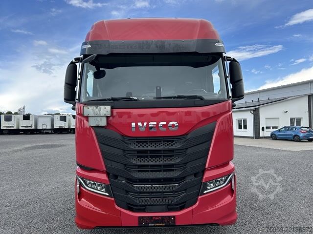 Standard tractor unit Iveco S-Way 460 Standklima Intarder Riwo Kompressor