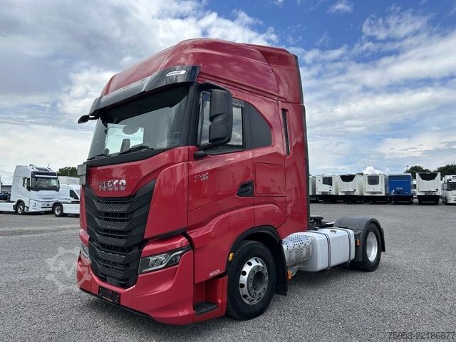 Standard tractor unit Iveco S-Way 480 Intarder Standklima LED Drum Kompressor