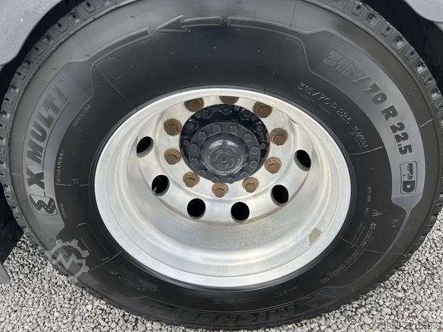 Standard tractor unit Iveco S-Way 480 Intarder Standklima LED Drum Kompressor
