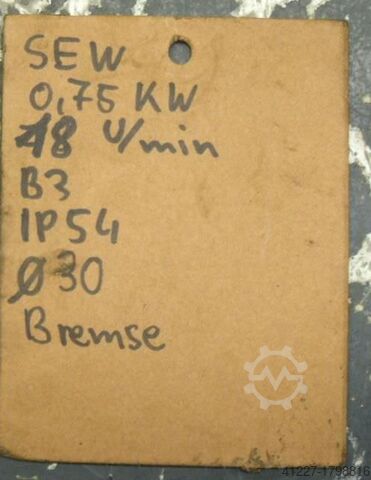 Geared motor 0.75 kW 18 rpm SEW-EURODRIVE DFT80N4B