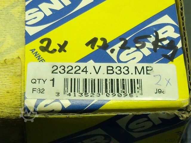 Spherical roller bearing SNR 23224. V B 33. MB